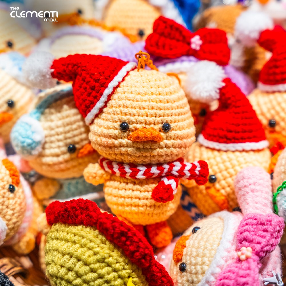 Christmas tree and lights at The Clementi Mall