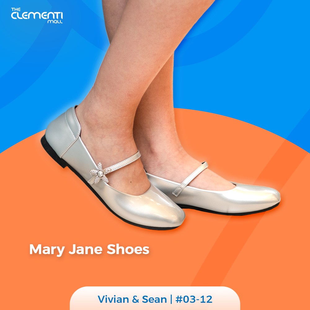 Elegant silver jewelry or accessory with a dreamy sparkle